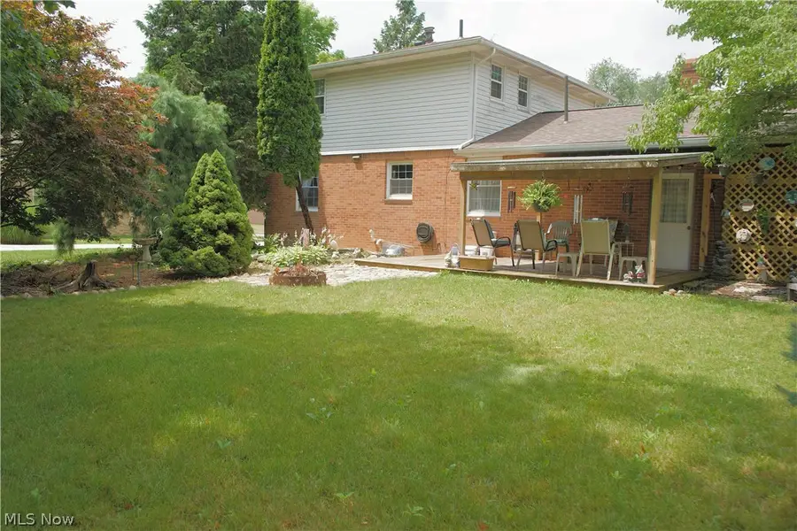 1120 20th Sw Street, Massillon, OH 44647 - #3