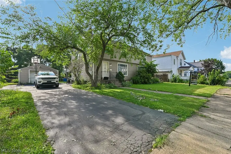 116 Lafayette Avenue, Niles, OH 44446 - #2