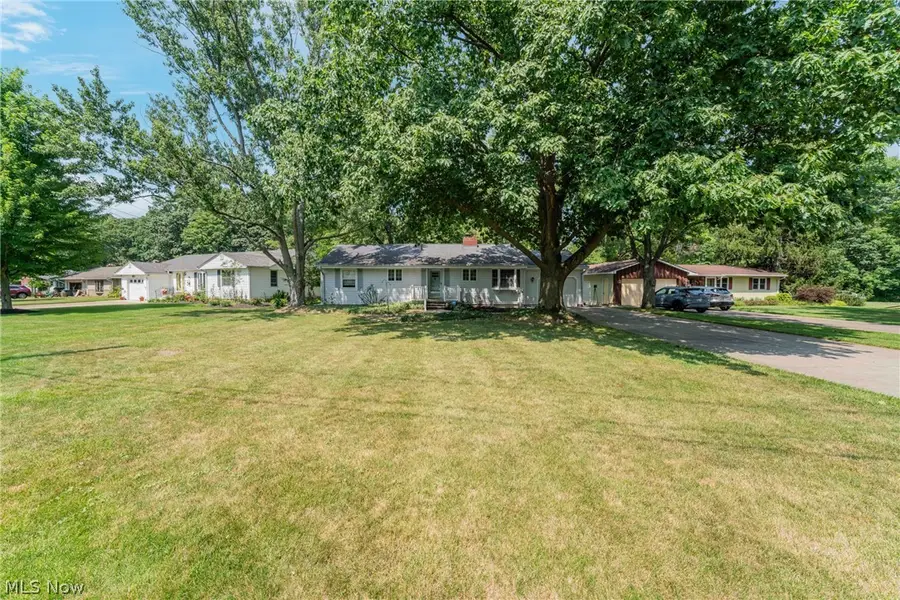1094 N Pasadena Avenue, Elyria, OH 44035 - #2
