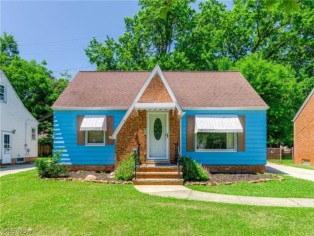 294 E 264th Street, Euclid, OH 44132 - #1