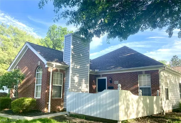21 Stratford Green Drive #1, Canfield, OH 44406
