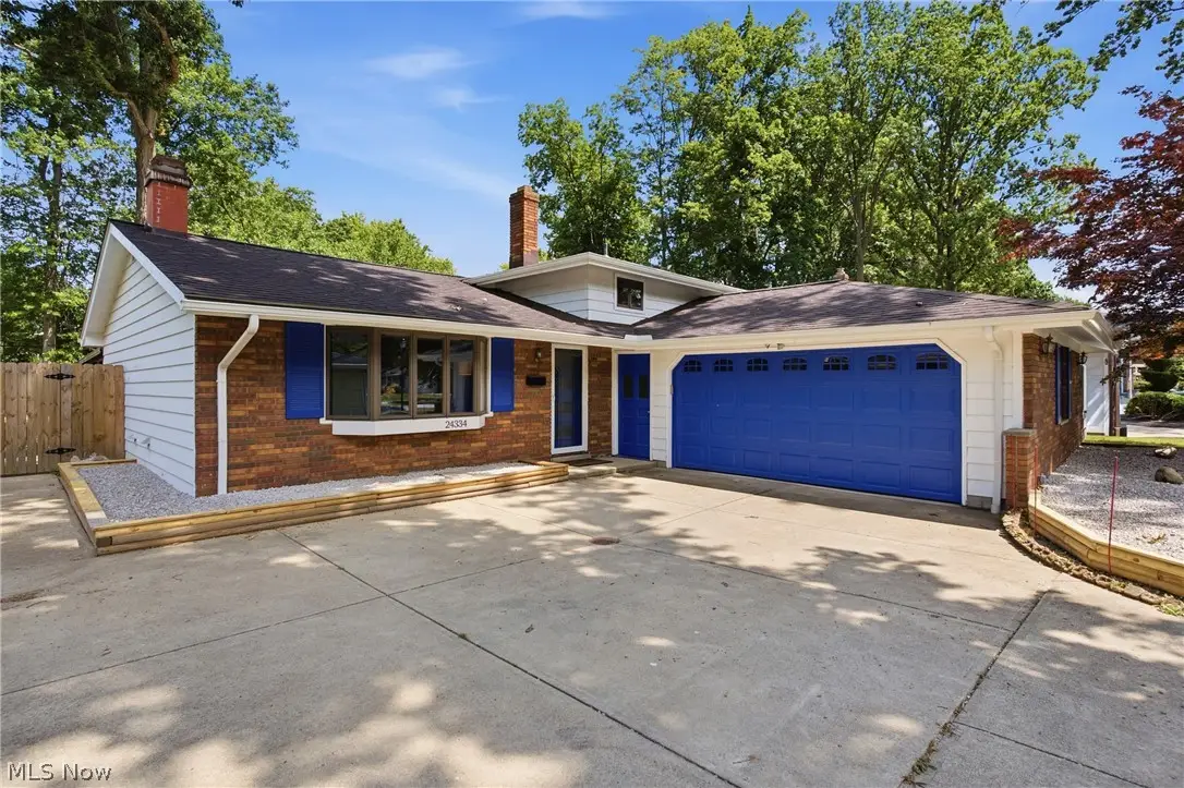 24334 Carla Lane, North Olmsted, OH 44070 - #1