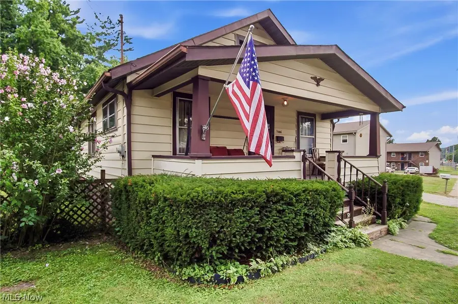 1006 Pershing Road, Zanesville, OH 43701 - #2