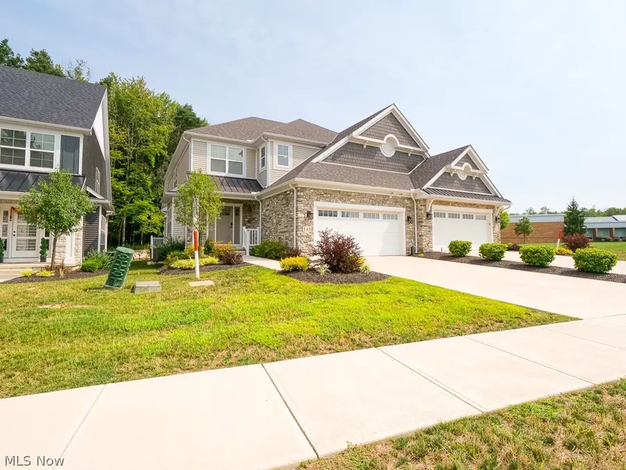 143 Town Centre Drive, Broadview Heights, OH 44147 - #3