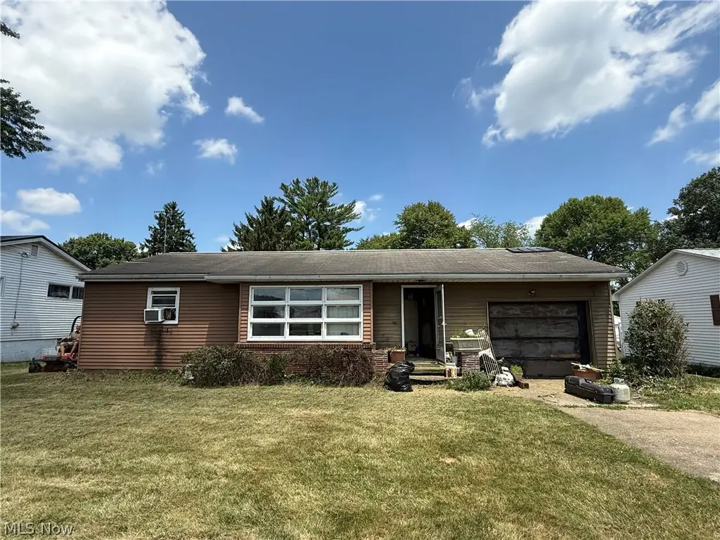 1149 Country Club Drive, Zanesville, OH 43701 - #1
