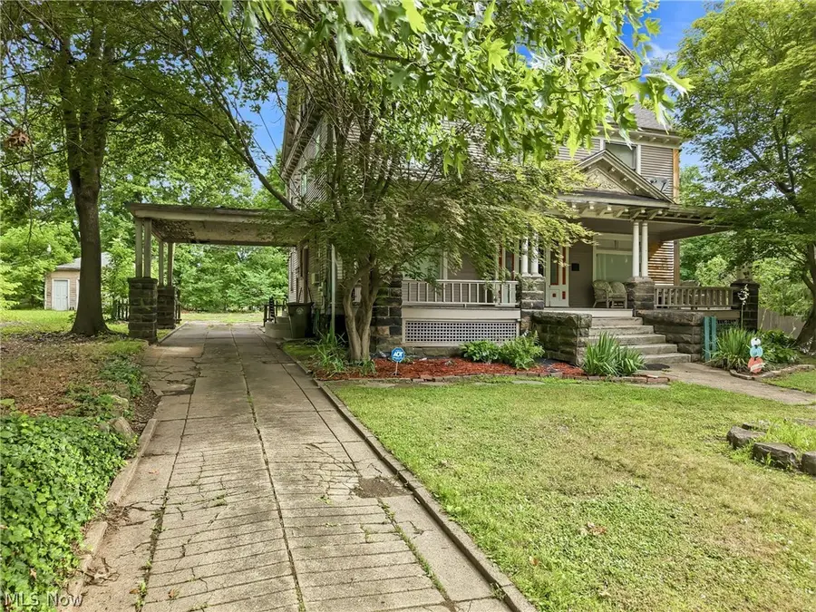 236 N Heights Avenue, Youngstown, OH 44505 - #2