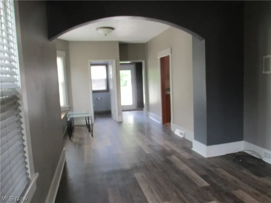 326 E Wilson Avenue, Girard, OH 44420 - #3