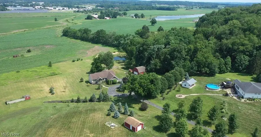 9503 Mennonite Road, Wadsworth, OH 44281 - #3