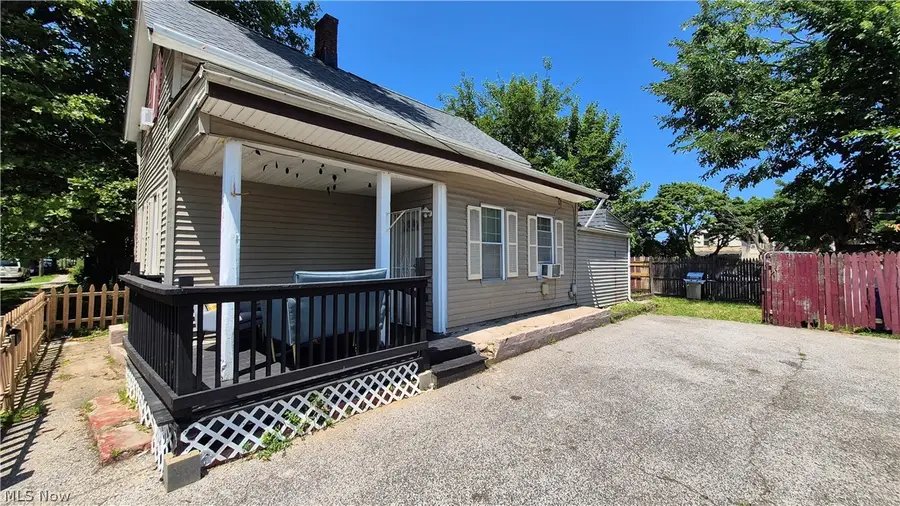 3026 Erin Avenue, Cleveland, OH 44113 - #3