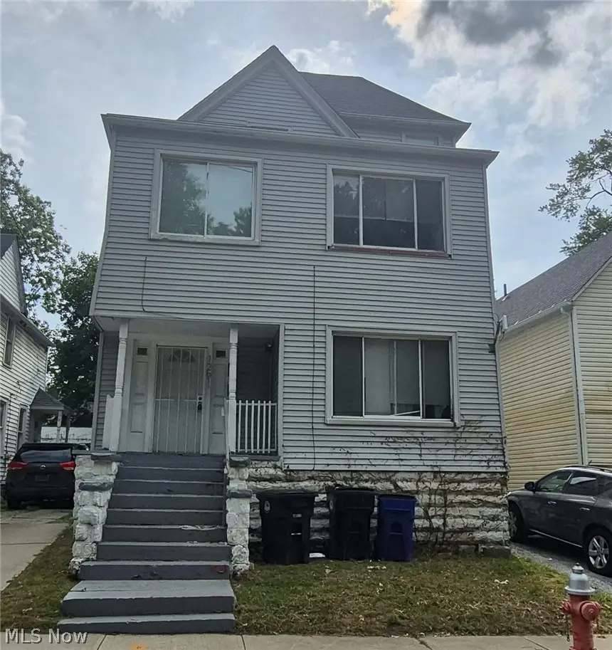 1261 E 99 Street, Cleveland, OH 44108 - #1