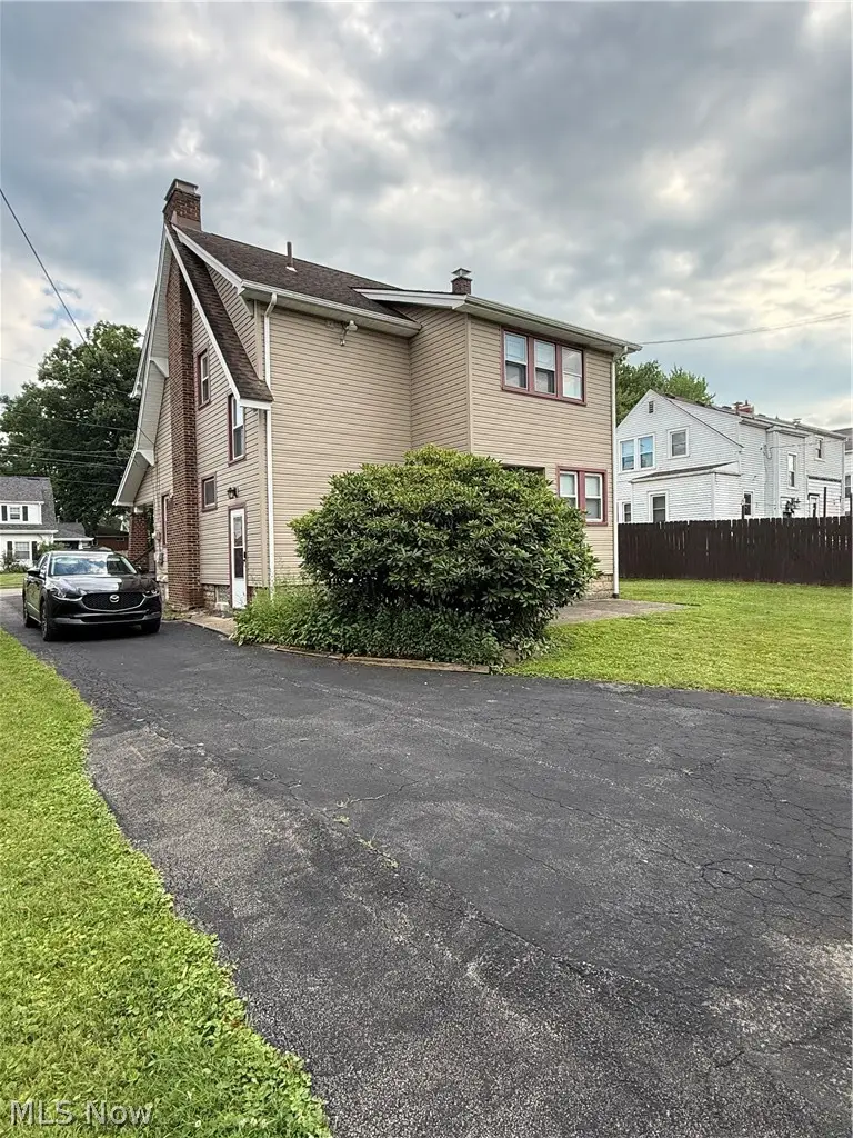 34 Maple Drive, Boardman, OH 44512 - #2