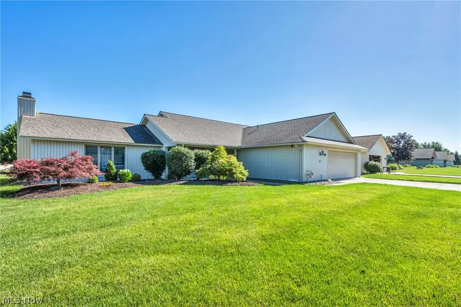 32912 Woodstone Circle, North Ridgeville, OH 44039 - #3