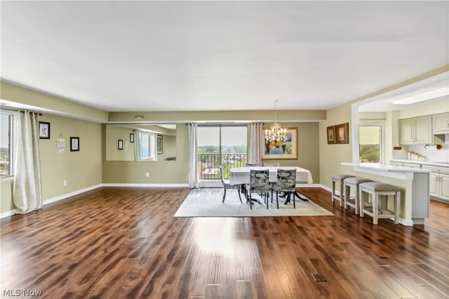 12500 Edgewater Drive #1201, Lakewood, OH 44107 - #3