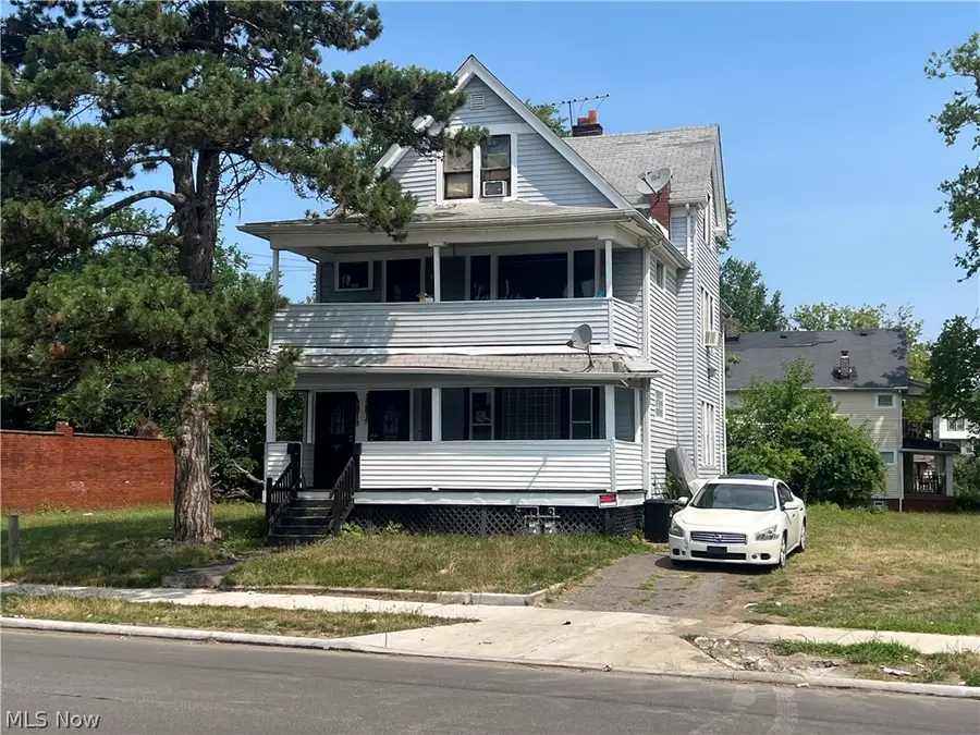 13815 Shaw Avenue, East Cleveland, OH 44112 - #3
