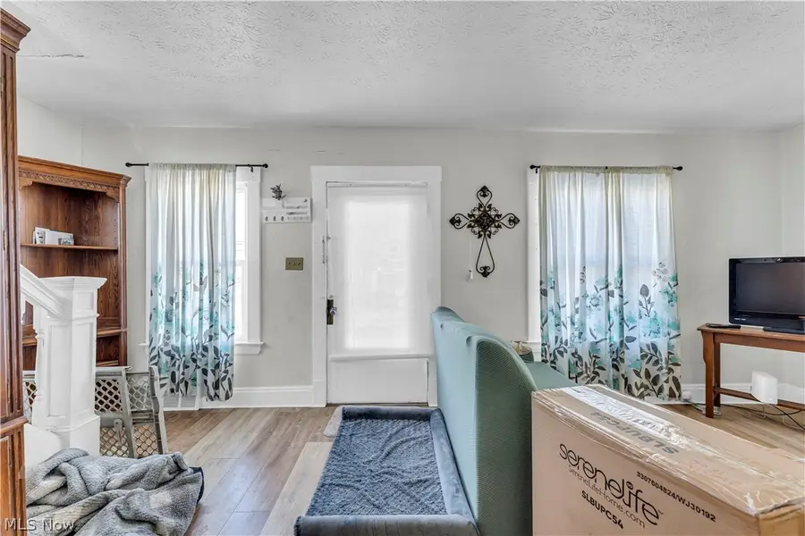 4119 Gifford Avenue, Cleveland, OH 44109 - #3