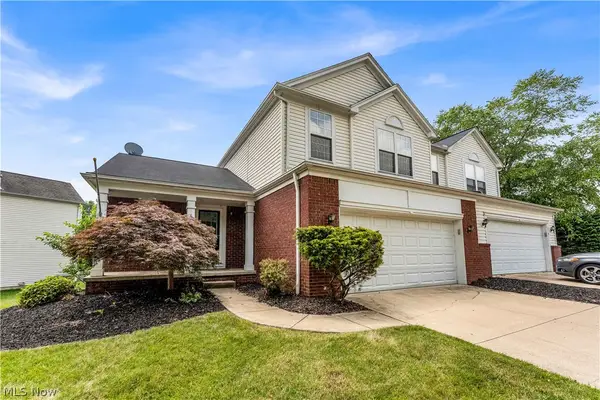 467 Canterbury Lane, Northfield, OH 44067