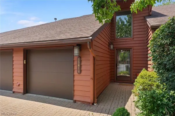 25818 Fairmount Boulevard, Beachwood, OH 44122