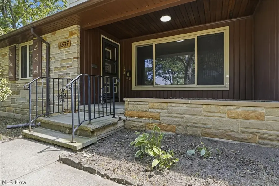 2537 Edgewood Road, Beachwood, OH 44122 - #2