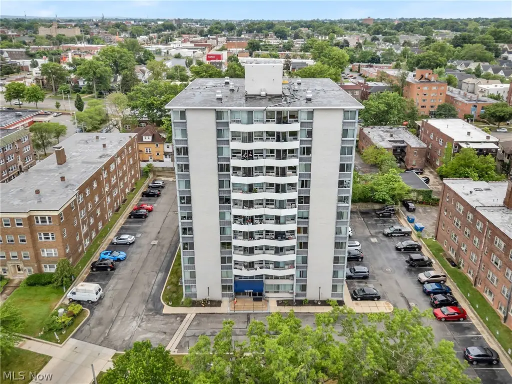 11811 Lake Avenue #703, Lakewood, OH 44017 - #1