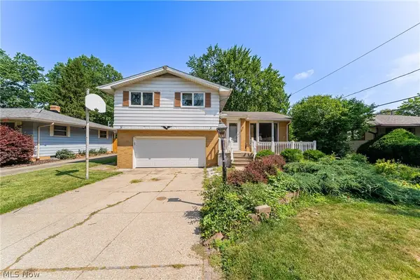 24432 Palm Drive, North Olmsted, OH 44070