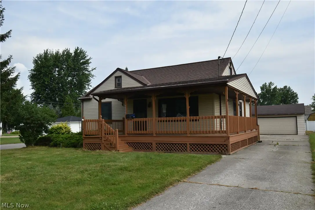 209 Sipple Avenue, Amherst, OH 44001 - #1
