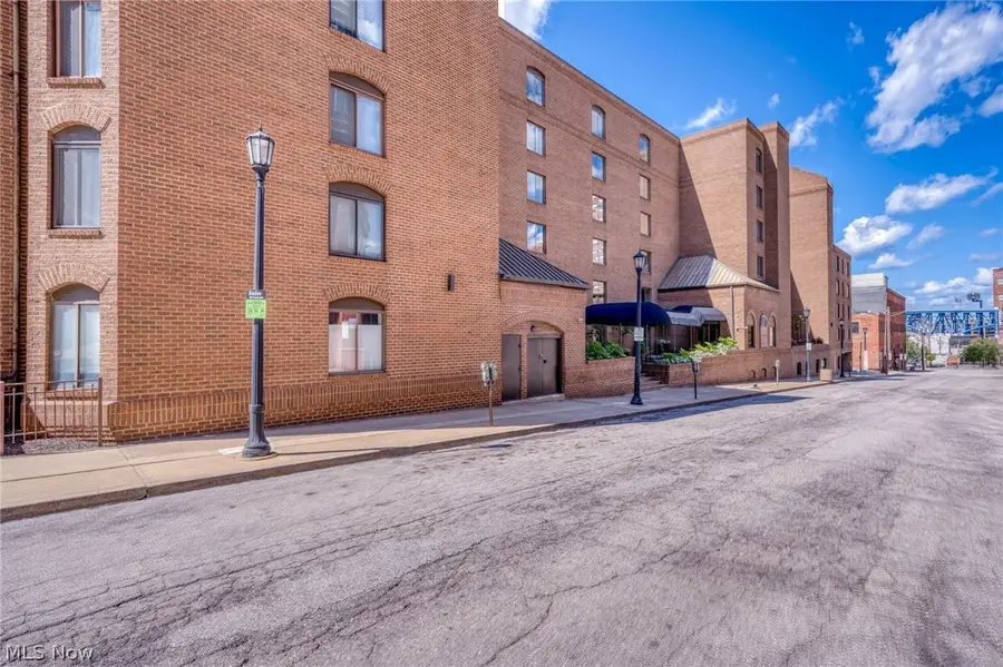 1444 W 10th Street #604, Cleveland, OH 44113 - #3