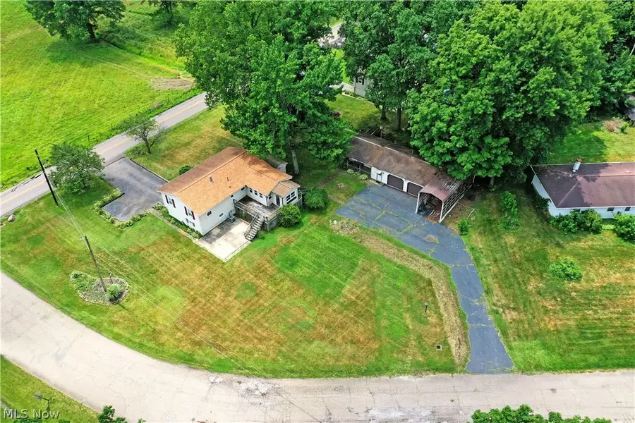 3592 Carson Salt Springs Road, Newton Falls, OH 44444 - #2