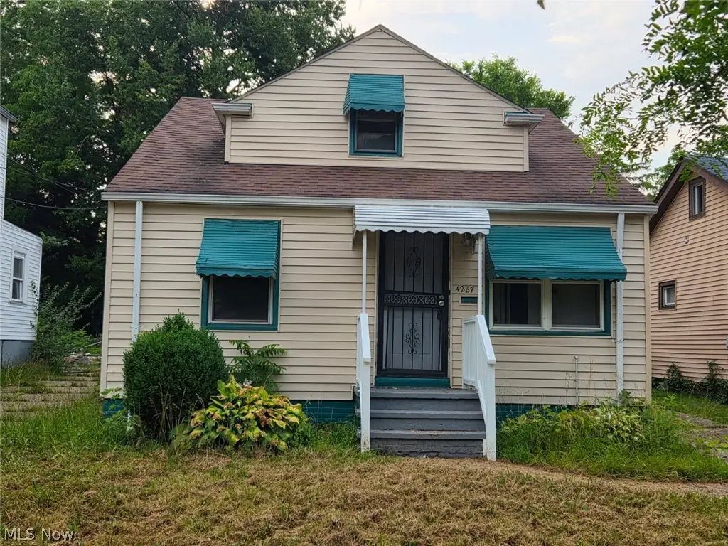 4287 E 162nd Street, Cleveland, OH 44128 - #1