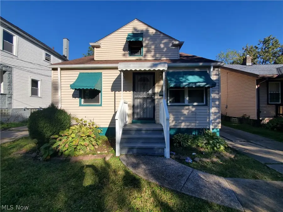4287 E 162nd Street, Cleveland, OH 44128 - #3