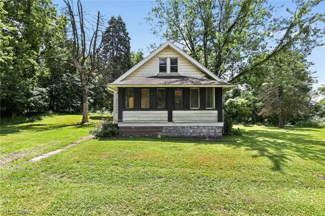 211 Broadview Avenue, Girard, OH 44420 - #1