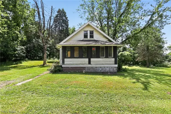 211 Broadview Avenue, Girard, OH 44420