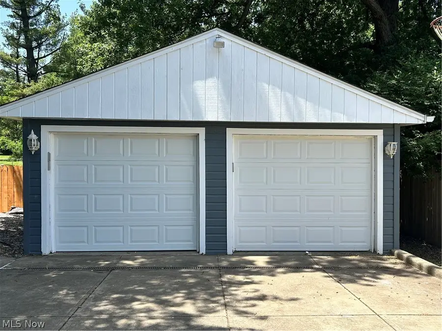 992 Lander Road, Highland Heights, OH 44143 - #3