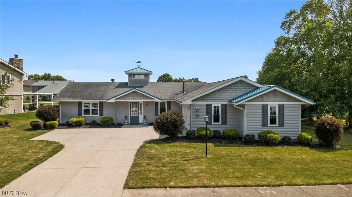 1280 Surfside Circle, Aurora, OH 44202 - #1