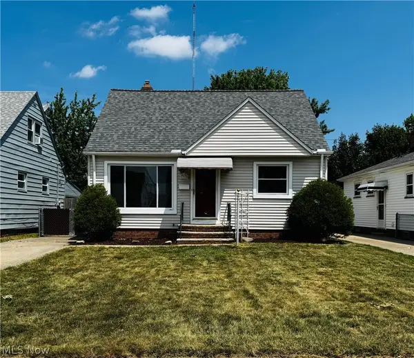 2710 Stanfield Drive, Parma, OH 44134
