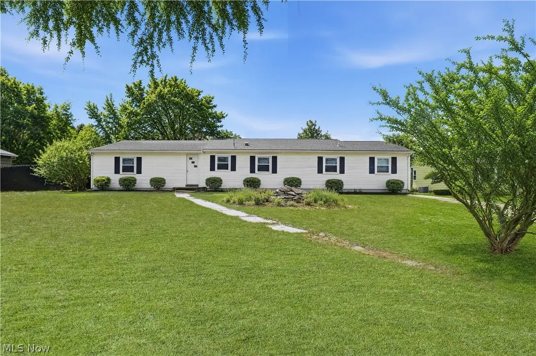 5173 Palmyra Sw Road, Warren, OH 44481 - #1