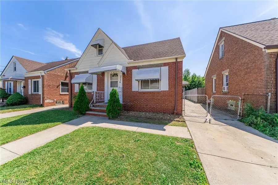 4465 W 137th Street, Cleveland, OH 44135 - #3
