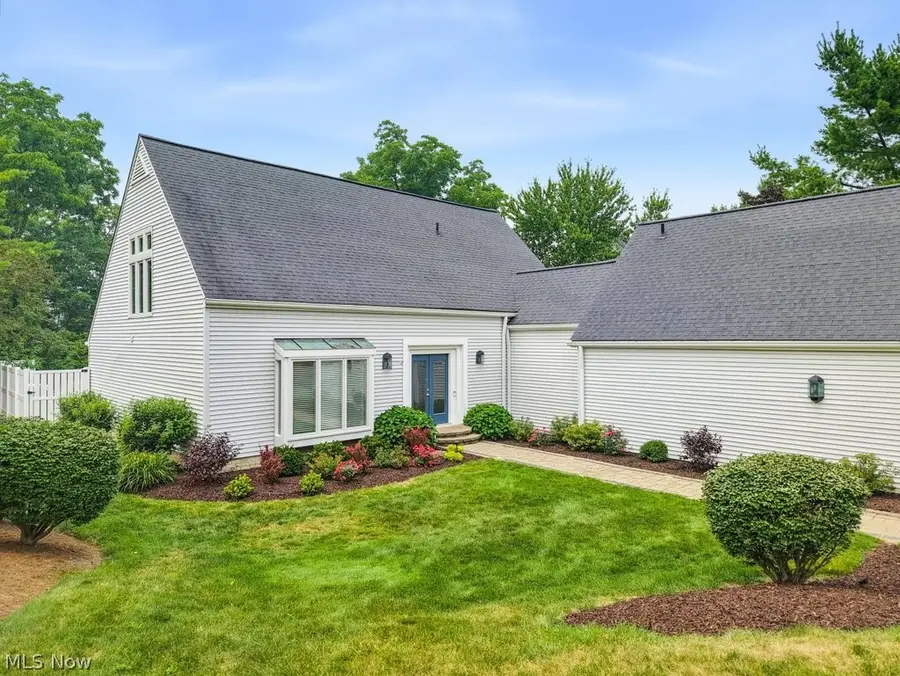 975 Meadowlark Circle, Aurora, OH 44202 - #2