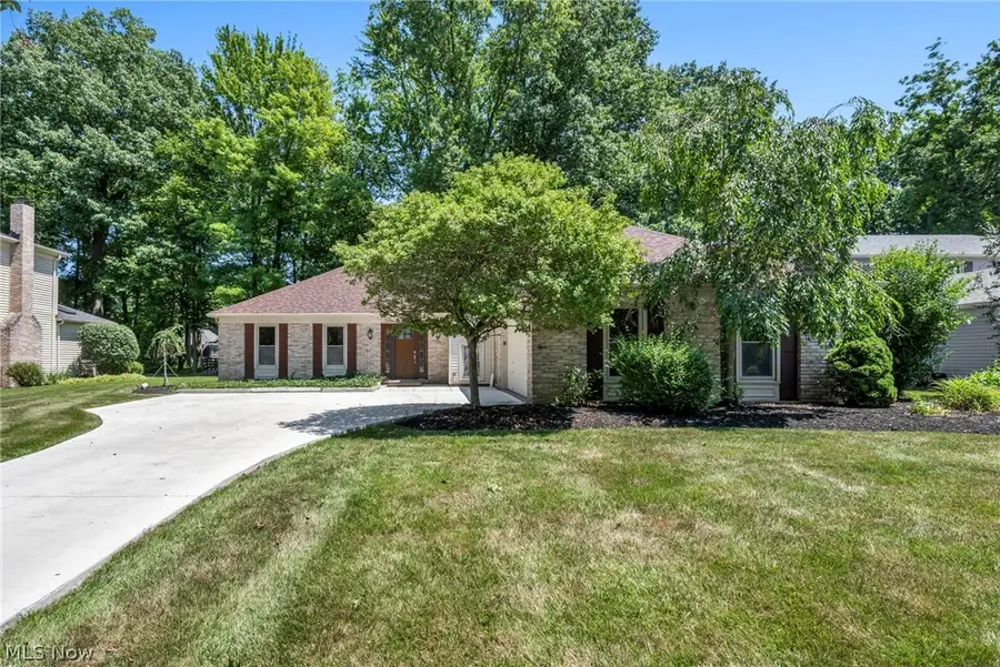 3159 Creekside Drive, Westlake, OH 44145 - #2