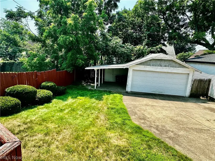 346 E Ido Avenue, Akron, OH 44301 - #3