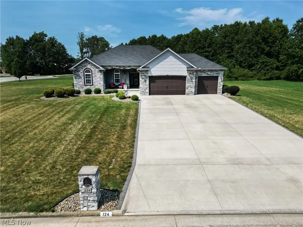 124 Cedars Drive, Poland, OH 44514 - #1
