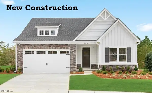 8324 Falls Glen Lane, Olmsted Falls, OH 44138
