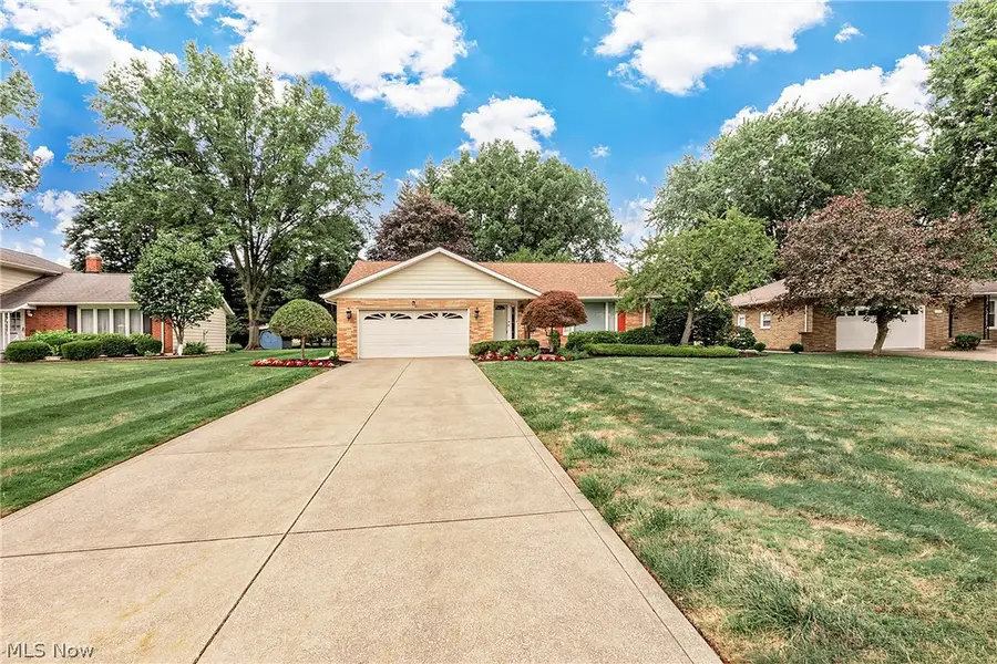 596 Jefferson Drive, Highland Heights, OH 44143 - #2