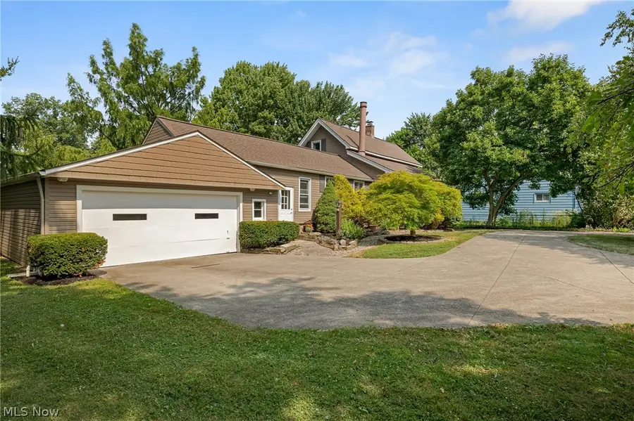 6190 Stearns Road, North Olmsted, OH 44070 - #2