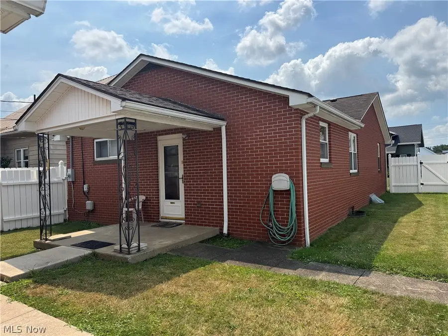 1014 Denman Avenue, Coshocton, OH 43812 - #3