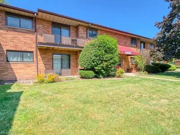 24665 Clareshire Drive, North Olmsted, OH 44070