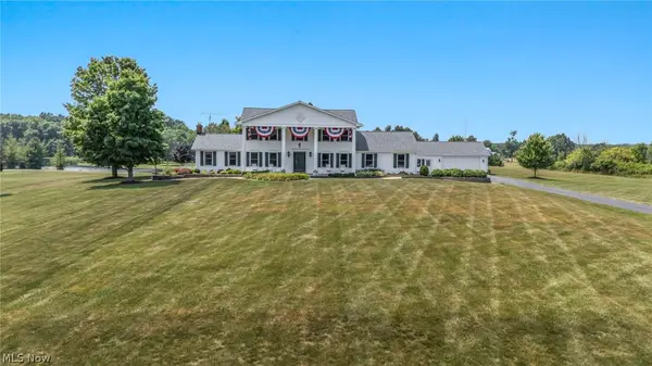 13720 Equestrian Drive, Burton, OH 44021