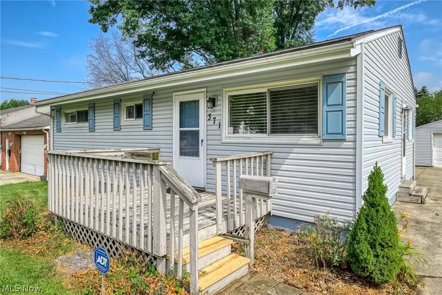 371 Washington Avenue, Barberton, OH 44203 - #2