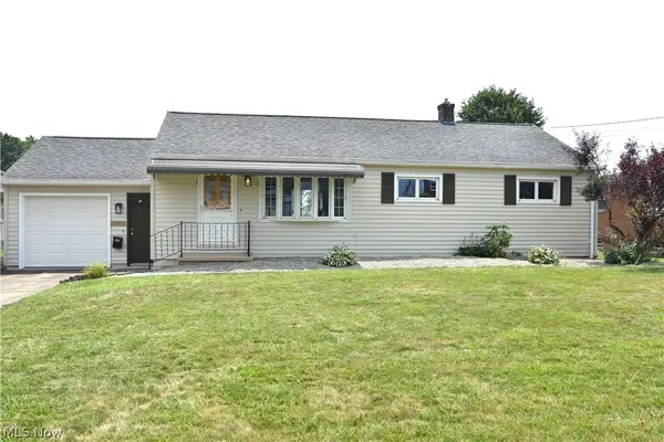 421 Parkview Drive, Girard, OH 44420