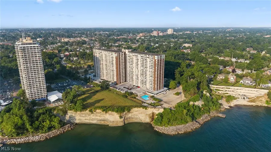 12900 Lake Avenue #811, Lakewood, OH 44107 - #3