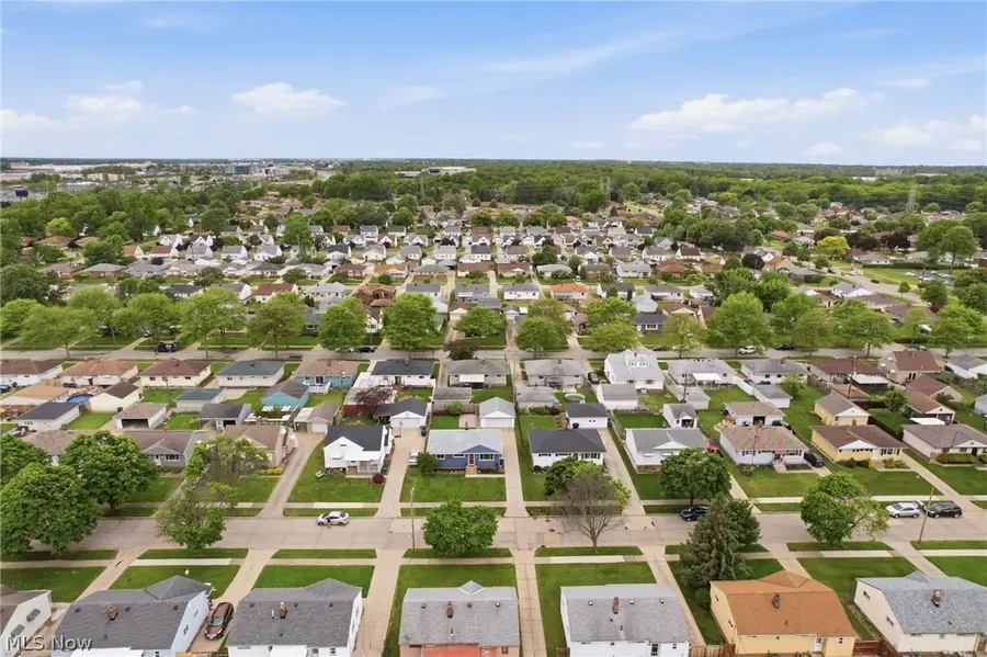 4728 Brookhigh Drive, Brooklyn, OH 44144 - #2